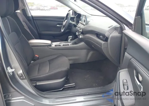 2024 Nissan Sentra Sv Xtronic Cvt z USA, uszkodzony, nr VIN 3N1AB8CV4RY289135